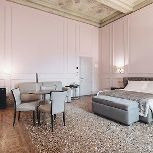 Suite deluxe con letto king size